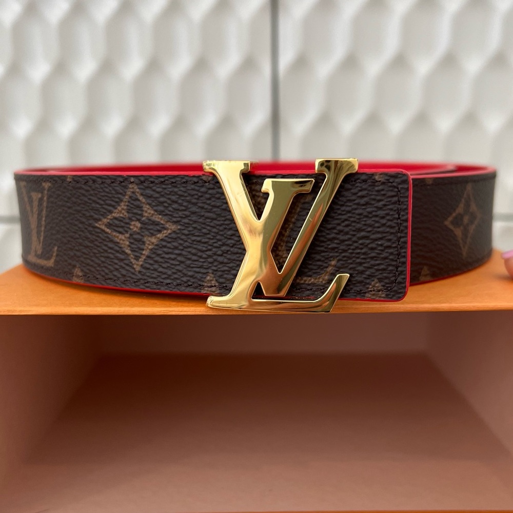 Louis Vuitton Reversible Belt size 80